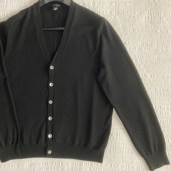 sweater - Picture 2 of 2